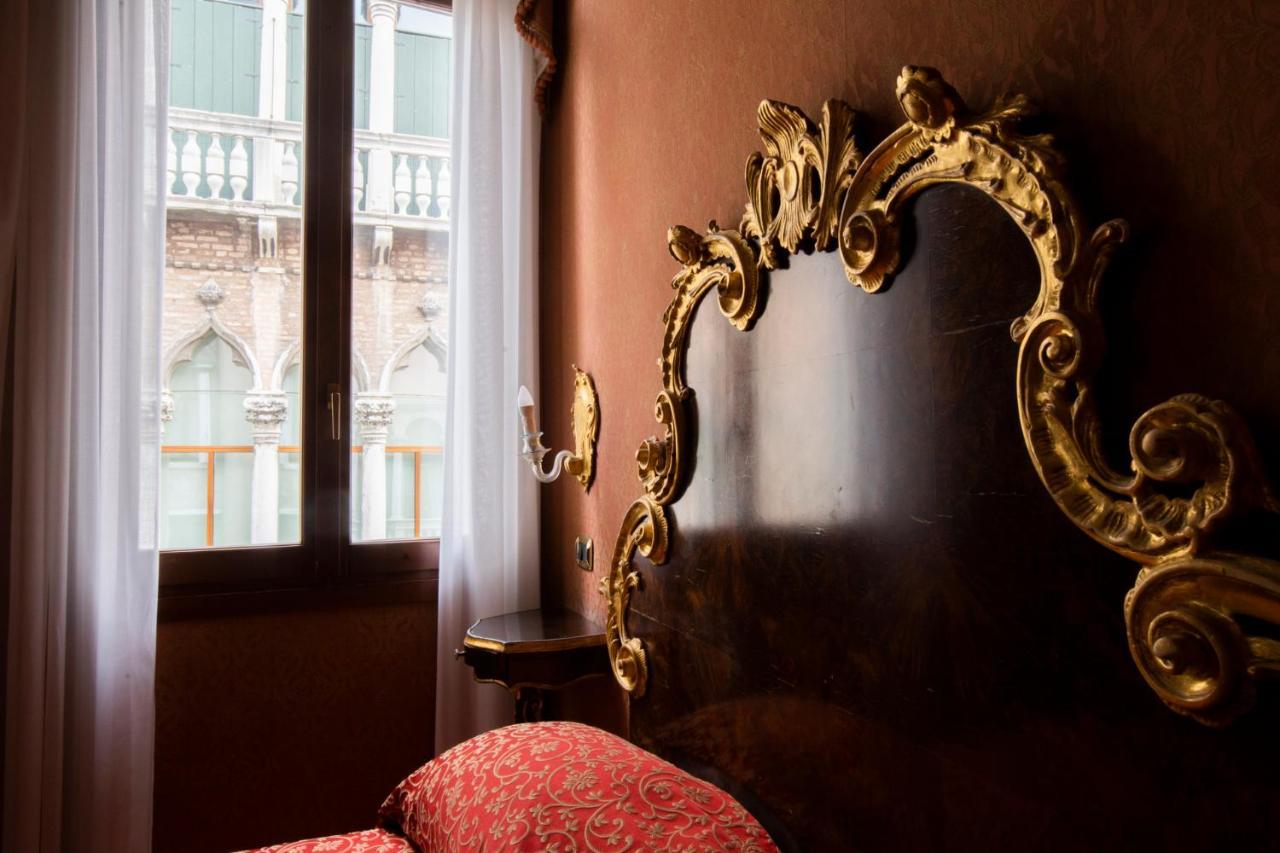 Hotel Ateneo Venesia Bagian luar foto