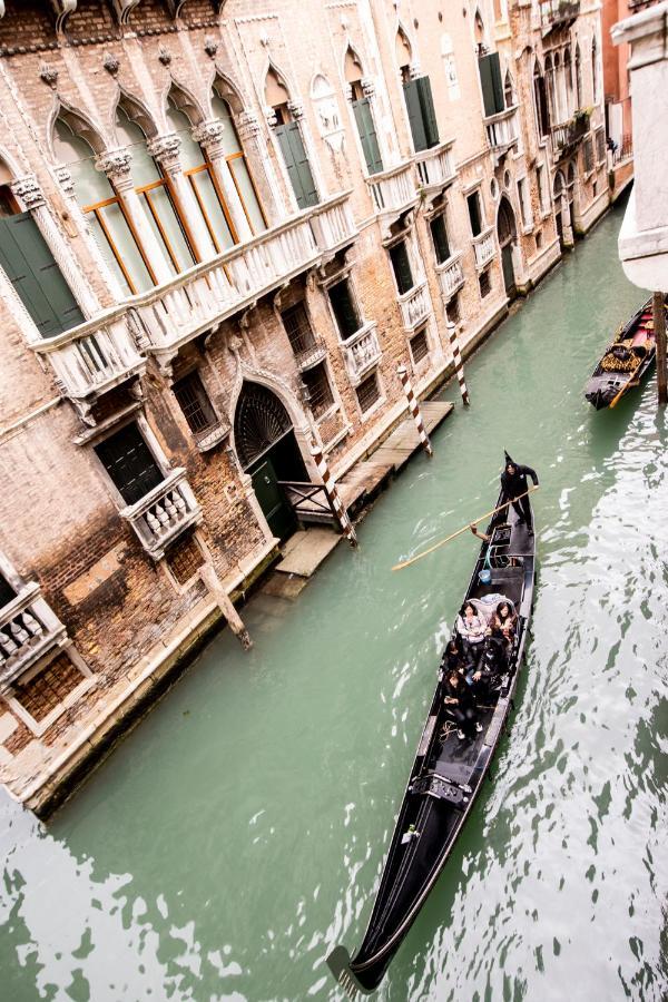 Hotel Ateneo Venesia Bagian luar foto