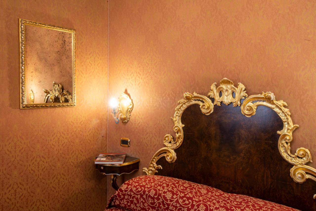 Hotel Ateneo Venesia Bagian luar foto