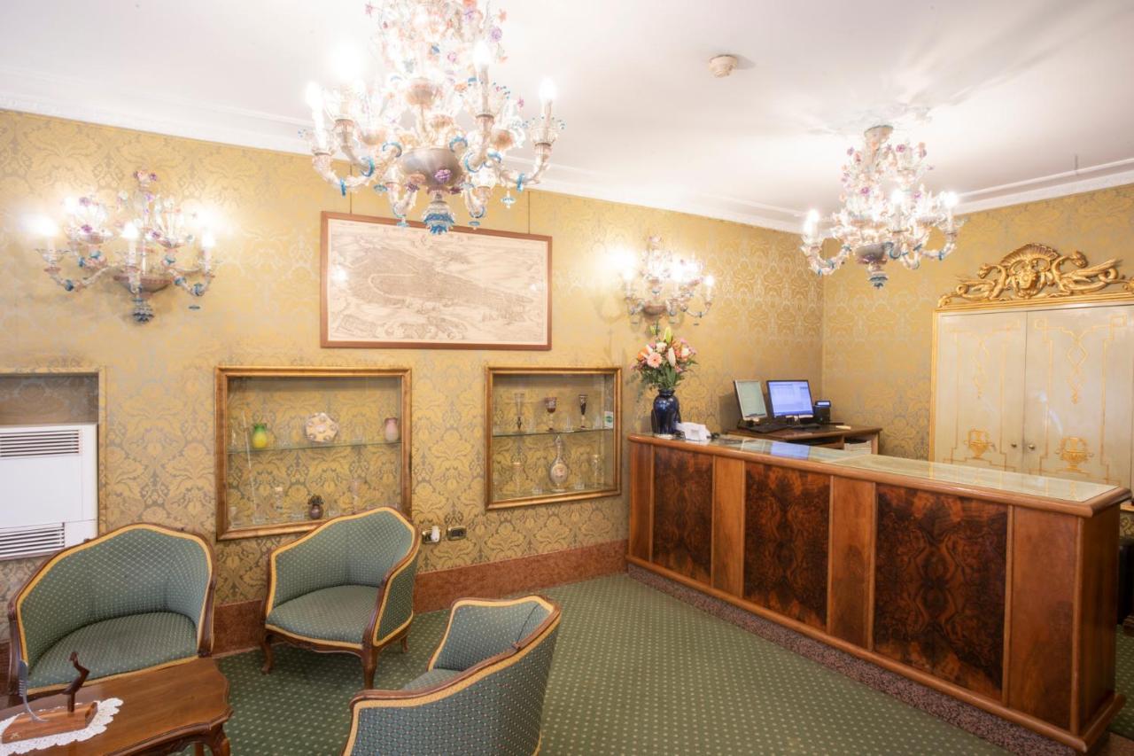 Hotel Ateneo Venesia Bagian luar foto